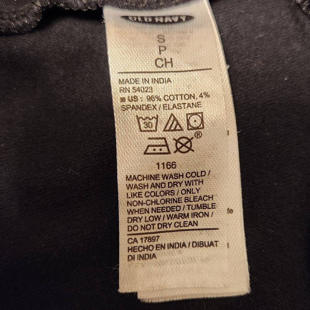 Old Navy Black High Rise Leggings - Picture 3 of 3
